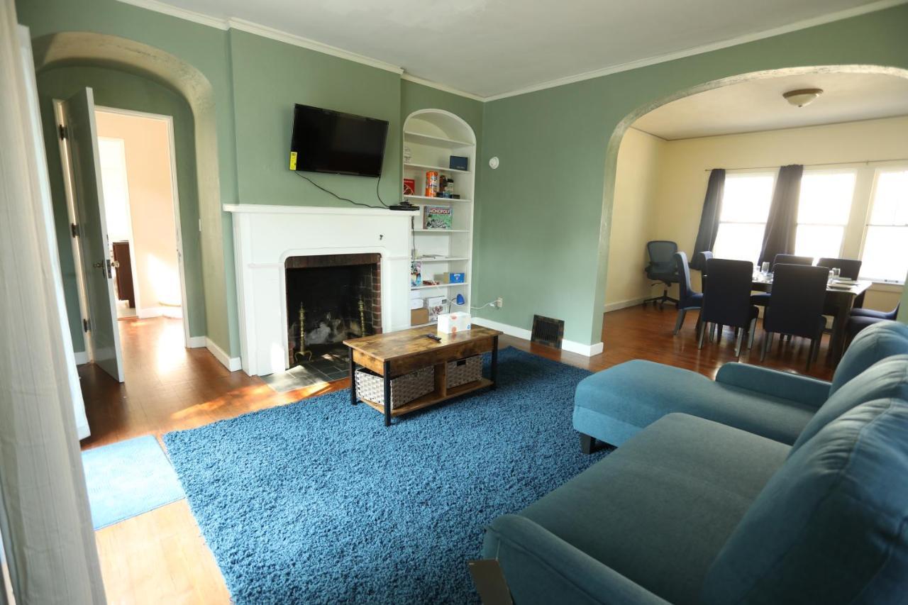 Blue House, Blocks From Ross-aide, Mackey, Samara House, Birck Golf Complex *