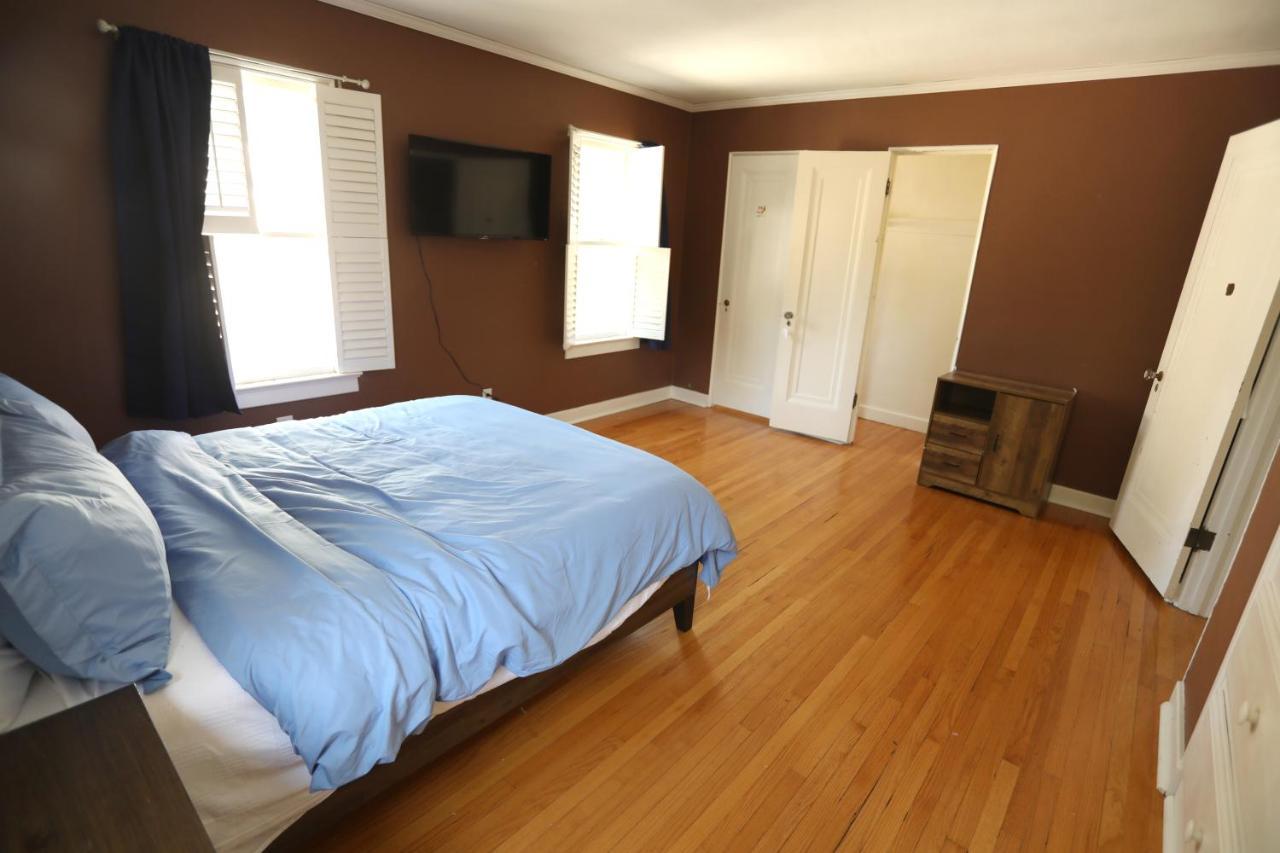 Casa vacanze Blue House, Blocks From Ross-aide, Mackey, Samara House, Birck Golf Complex