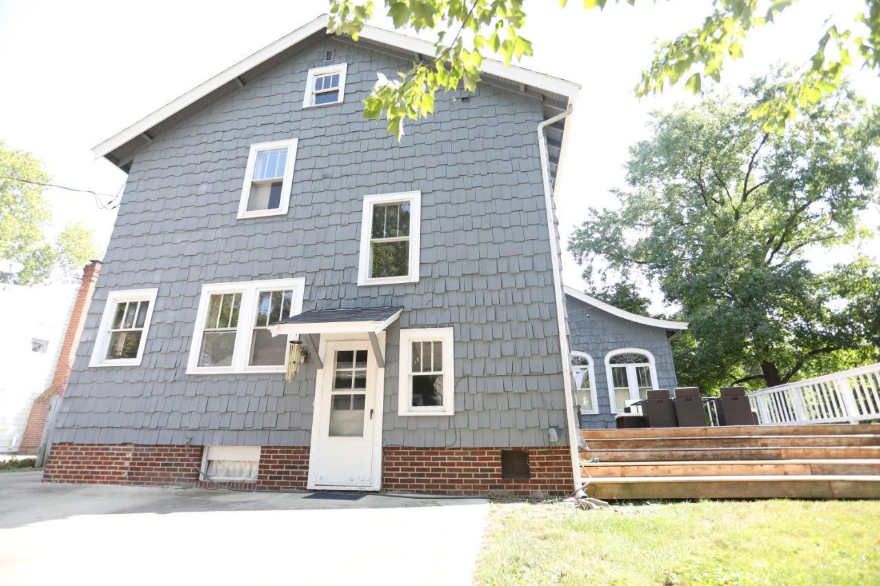 Blue House, Blocks From Ross-aide, Mackey, Samara House, Birck Golf Complex *